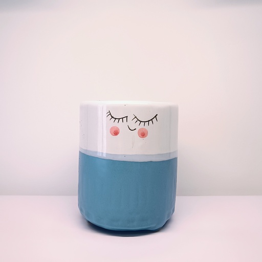 Blush Smile pot