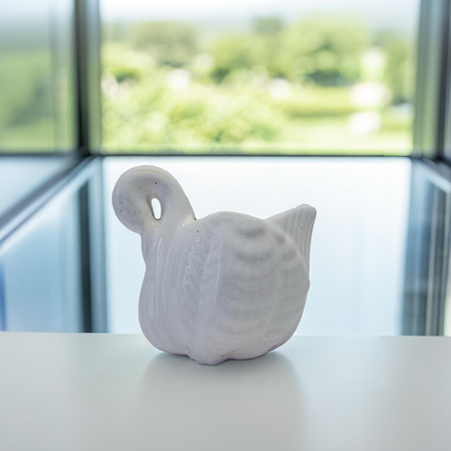 Swan Serenity Pot