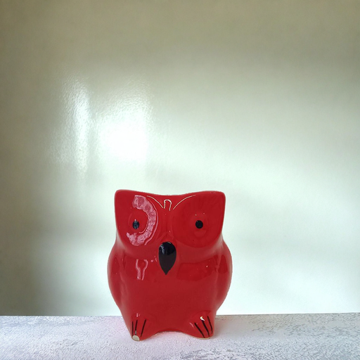 Crimson Owl Pot